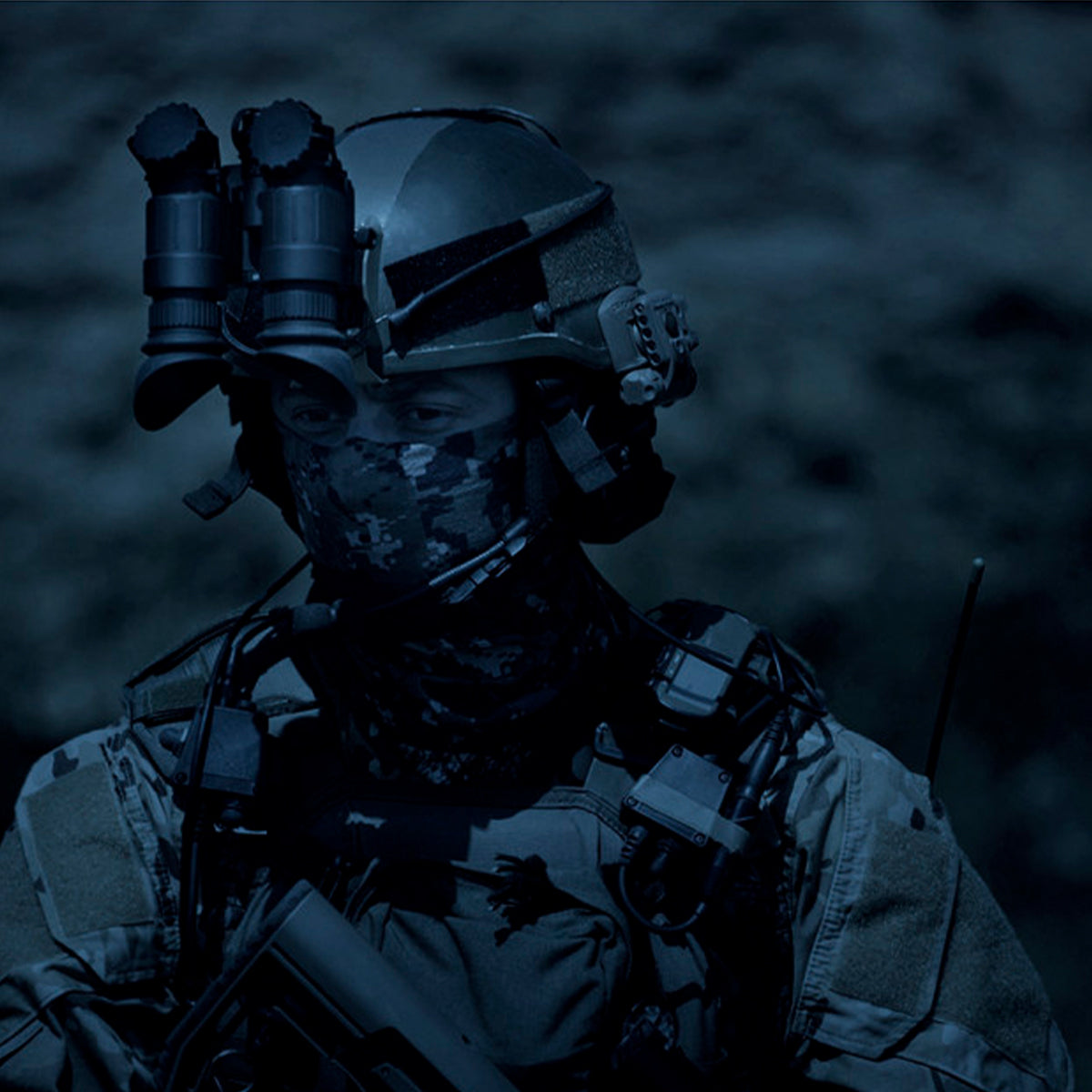 Gafas nocturnas AGM NVG-40 NW1