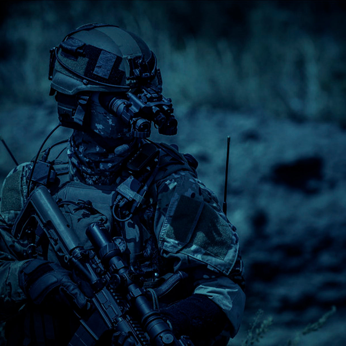 Gafas nocturnas AGM NVG-40 NL1