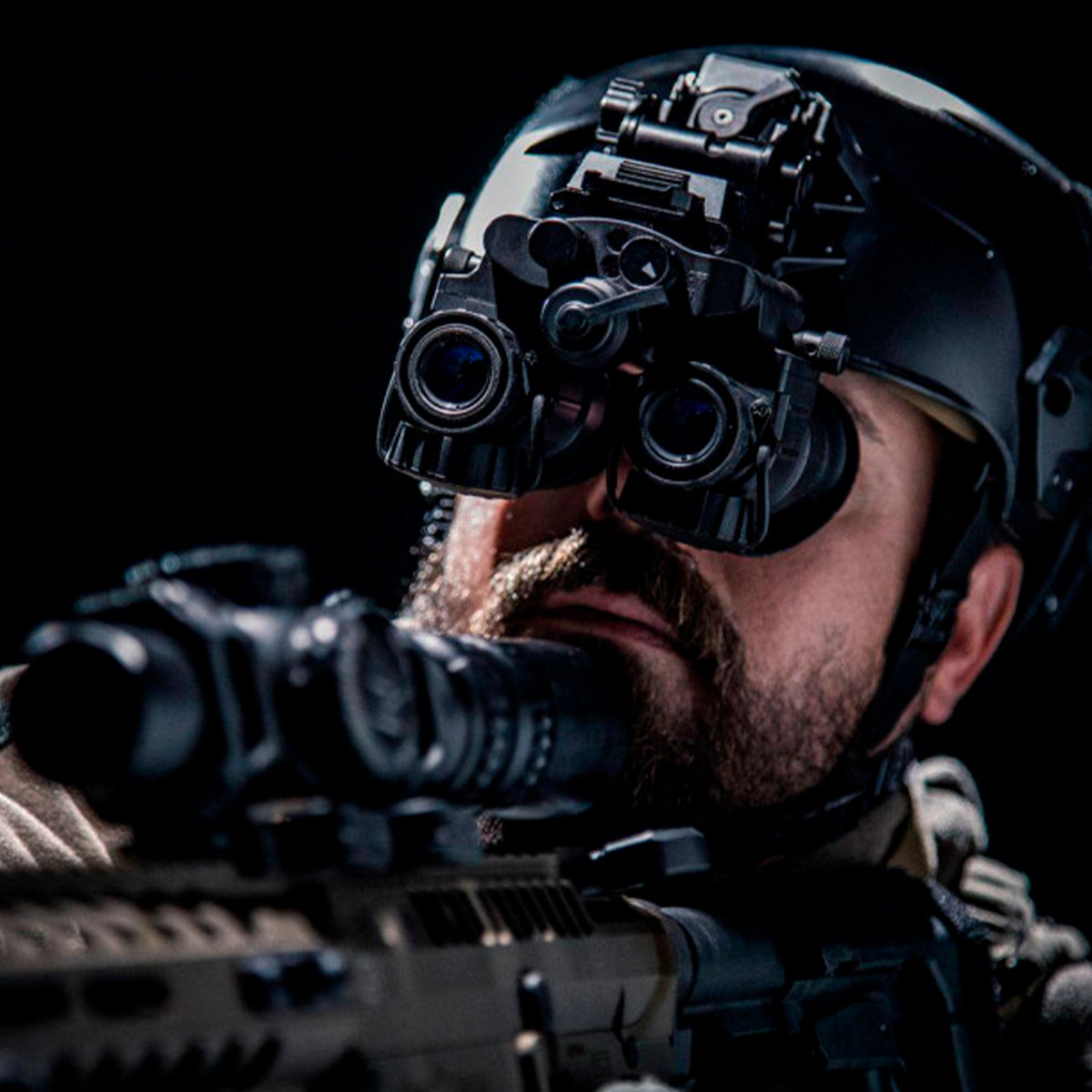 Gafas nocturnas AGM NVG-50 APW tubo iluminador blanco