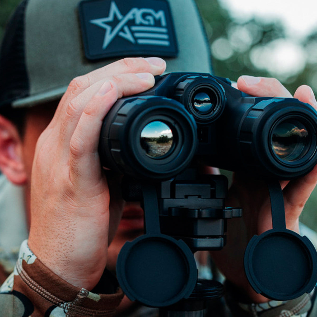 Binocular térmico digital AGM ObservIR LRF 25-256