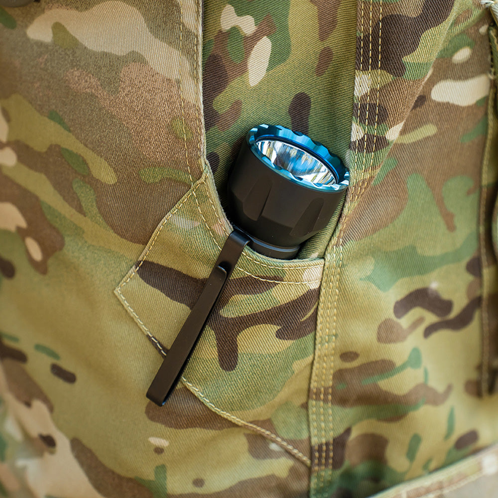 Linterna LED recargable Javelot 1.350 lúmenes Olight