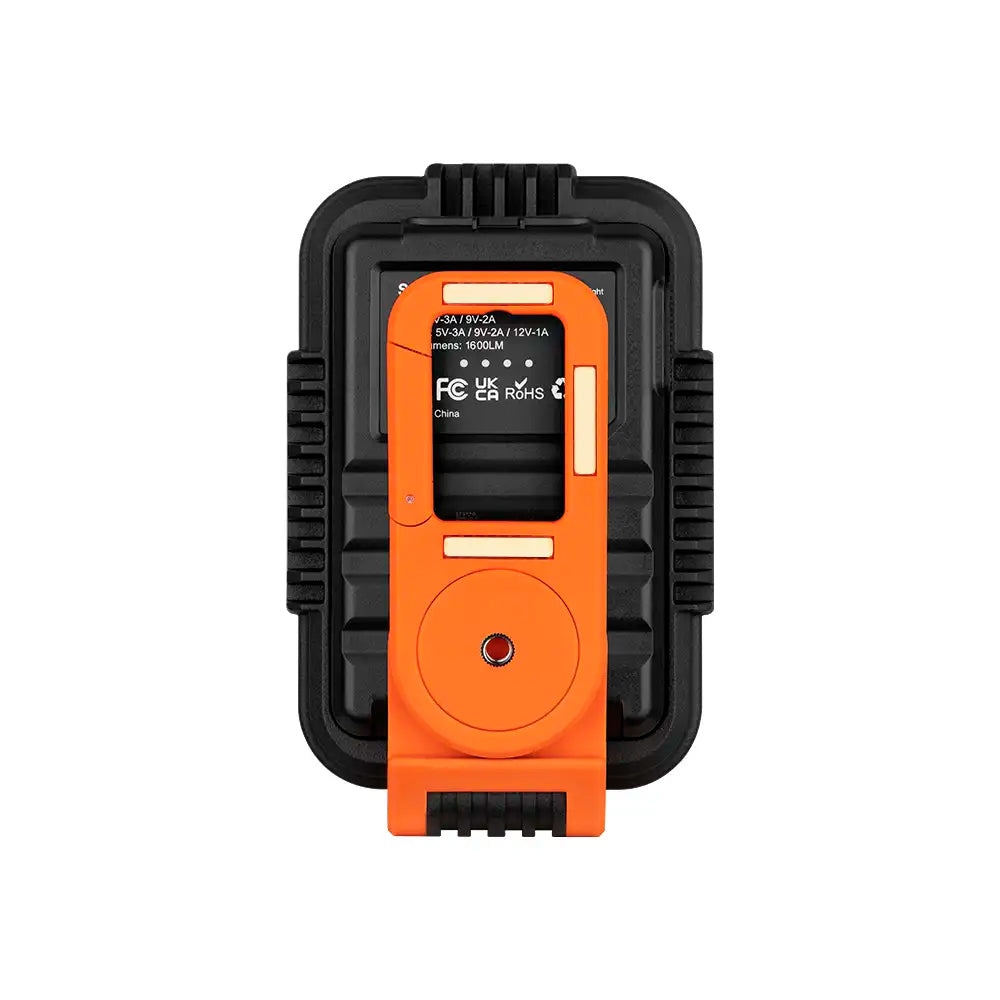 Linterna COB de trabajo Swivel Pro Max 1.600 lum con base magnética Olight