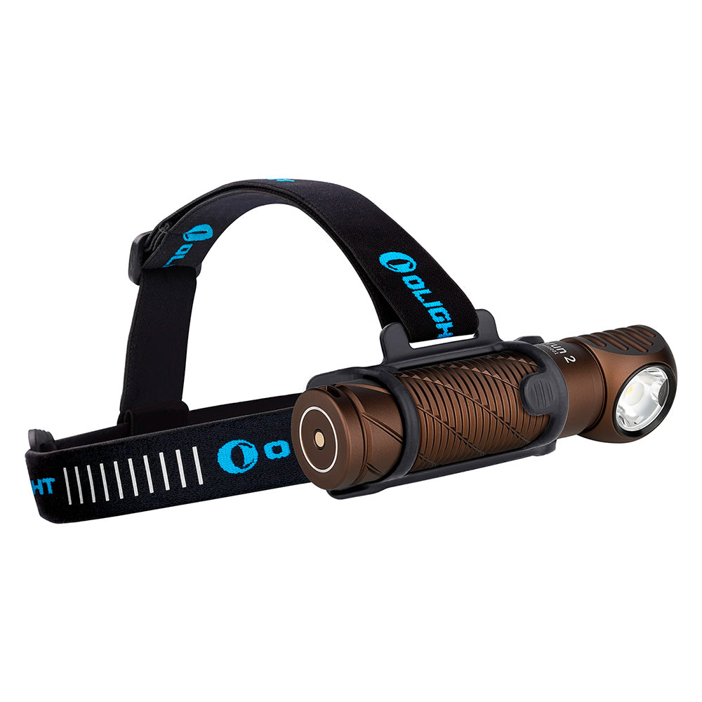 Linterna OLIGHT Perun 2 con lente TIR 2500 lm.